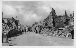 Vire         14       Guerre 39/45    Bombardement . Rue De Calvados   N° 22 (voir Scan) - Vire