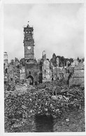 Vire         14       Guerre 39/45    Bombardement .   La Porte Horloge   N° 14    (voir Scan) - Vire