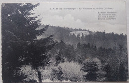 42 - LOIRE - Noirétable - N.D. De L'Hermitage. Le Monastère Vu De Loin - Carte Animée - - Noiretable