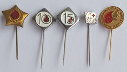 RED CROSS DDK BLOOD DONORS (CROATIA) 5 Pieces PINS BADGES P4/7 - Médical