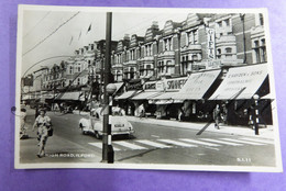 Ilford High Road. S.I.11- Shop  E.Hayden & Sons. Optthalmic Opticians-Greenwoods Gifts. Skinners..1959 - Artisanat