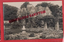 UK GLOUCESTERSHIRE   UPPER SLAUGHTER MANOR HOUSE SHOWING GARDEN AND SUN DIAL  RP - Other & Unclassified