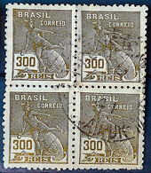 Brazil Stamp Regular Cod Rhm 302 Grandma Mercury And Globe 300 Reis Filigree N 1936 Block Of 4 Circulated 1 1936 Block O - Usados