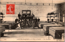 Sapeurs Pompiers De La Ville De Paris - Une Chambre - Bombero