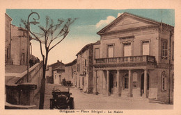 Grignan (Drôme) Place Sévigné, La Mairie - Edition F. Azard - Carte Colorisée Non Circulée - Grignan