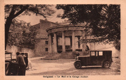 Grignan (Drôme) Le Mail Et Le Garage Joubert, Vieille Voiture, Lavoir Public - Edition F. Azard - Carte Non Circulée - Grignan