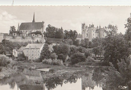 MONTREUIL BELLAY. - Vue Générale (nord-est) - Château - L'Eglise Et Moulin Sur Le Thouet. CPSM - Montreuil Bellay