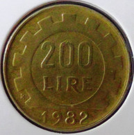 Italy -1982 - 200 Lire - KM 105 - XF - Look Scans - 200 Lire