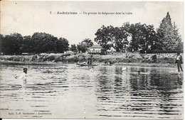 Andrézieux - Un Groupe De Baigneurs Dans La Loire - Andrézieux-Bouthéon