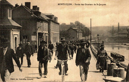 N°95044 -cpa Montluçon -sortie Des Ouvriers De St Jacques- - Montlucon