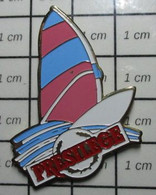 1222 Pin's Pins / Beau Et Rare / THEME : SPORTS / VOILE PLANCHE A VOILE PRESILEGE - Sailing, Yachting
