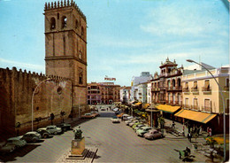 BADAJOZ - Plaza De España Y Torre De La Catedral - Badajoz