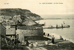 Port En Bessin * Vue Sur La Tour Vauban * La Jetée - Port-en-Bessin-Huppain