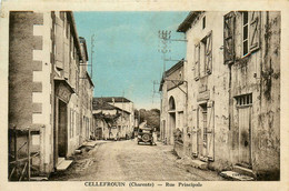 Cellefrouin * La Rue Principale Du Village * Automobile Voiture Ancienne - Other & Unclassified