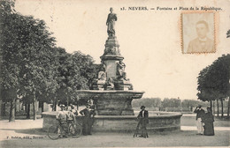 CPA De Nevers - Animé - Coté Vue Timbre Bien Représenté Avec Photographie - 5 Aout 1909 - Stamps (pictures)