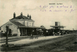 Saujon * Intérieur De La Gare * Ligne Chemin De Fer - Saujon