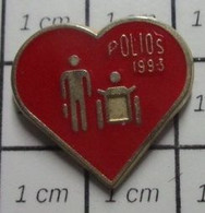 710d  Pin's Pins / Beau Et Rare / THEME : MEDICAL / COEUR ROUGE POLIOS 1993 Par MARTINEAU - Médical