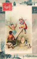 Jolie CPA Enfants Sur Un Tronc Et Une Planche En Train De Jouer à La Balançoire - Illustration - Chien - Jeux Régionaux