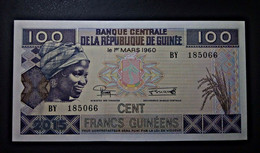A5 GUINEE  BILLETS DU MONDE WORLD BANKNOTES  100 FRANCS 1960 - Guinea