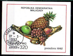 MADAGASCAR, Bloc N° 76, Coupe De Fruits - Madagascar (1960-...)
