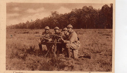 Militaria Animée Cavalerie En Manoeuvre Mitralleuse Soldats - Manoeuvres