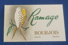 BOURJOIS Paris France - Ancienne Carte Parfumée Publicitaire RAMAGE - 2 Perruches Blanche Et Jaune / Très Bon état - Profumeria Antica (fino Al 1960)