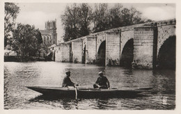 Mantes Sur Seine Vue Sur Le Vieux Pont Et L'Eglise Notre Dame - Mantes La Jolie