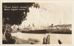 PAN8  --  CANAL TRAFFIC SCENE  --  PEDRO MIGUEL LOCKS  -- SHIP  --  REAL PHOTO PC  --  1940 - Panama