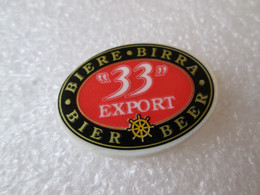 PIN'S    En Plastique  BIERE 33 EXPORT - Bière
