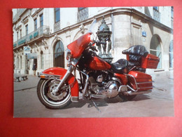 Photo Kodak  1990 Moto HARLEY DAVIDSON - Garée Rue De Verdun MONTPELLIER Hérault - Cars