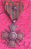 WW1 Guerre 14/18 Militaria Médaille Militaire Croix Du Combattant+1 étoile Blessé Combat ,insigne Décoration France - Francia