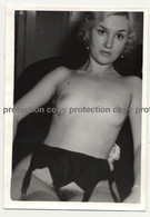 Blonde Nude Woman With Suspenders / Small Breast (Vintage Photo B/W ~1950s) - Unclassified