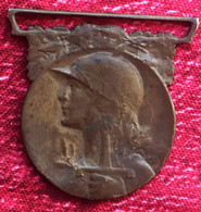 Médaille Militaire Grande Guerre 1914 1918 / Poilu / WW1 / 14-18---MILITÄR MILITARY- Medal- « médaille Des Poilus » - Frankreich