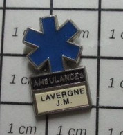 1522 Pin's Pins / Beau Et Rare / THEME : MEDICAL / TRANSPORTS AMBULANCES CROIX BLEUE JM LAVERGNE - Médical