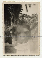 Topless Native Congolese Woman In Sarong (Vintage Photo B/W ~1930s/1940s) - Unclassified