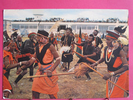 Kenya - Kikuyu Dancer At Nairobi Airport - R/verso - Kenya