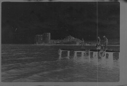 Négatif En Noir Et Blanc Des Années 1950 - Liban - Sidon - Saïda - Le Château De La Mer - Places