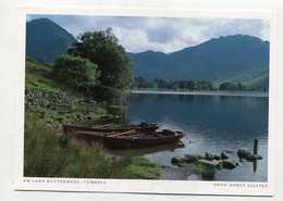 AK 074923 ENGLAND - Am Lake Buttermere - Buttermere