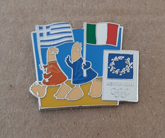 Athens 2004 Olympic Games - Mascots With E.U. Flags, Greece - Ireland Flags Pin - Jeux Olympiques