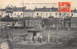 37-TOURS- POSTE D'AIGUILLEURS A L'ENTREE DE LA GARE - Tours