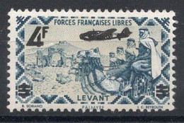 Levant  Timbre Poste Aérienne N°10** Neuf Sans Charnière TB Cote : 3.50 € - Neufs