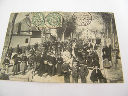 Delcampe - C.P.A.- Briare (45) - Fabrique De Boutons - Sortie Des Ouvriers - 1907  - SUP (GY 88) - Briare