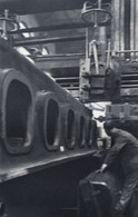 Sidérurgie Métallurgie Lille Raboteuse Usinant Un Bâti Pour Diesel 2200CV  Sté Tosi Dujardin  1932 - Non Classés