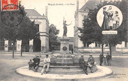 Mayet        72        La Place  Fontaine Et Statue          (voir Scan) - Mayet