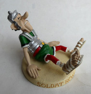 FIGURINE EN RESINE ASTERIX ATLAS N° 11 SOLDAT ROMAIN ABIME (2) - Asterix & Obelix