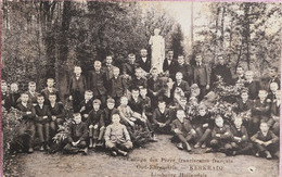 C. P. A. : Pays-Bas : KERKRADE : Collège Des Pères Franciscains, Oud Ehreustein, Groupe D'Enfants Devant Une Statue - Kerkrade