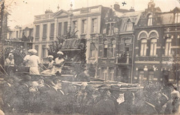 CAMBRAI  - Carte Photo  , Défilé Ou Parade FETE DU 15 Aout 1928 , Au 48 Boulevard FAIDHERBE - Cambrai