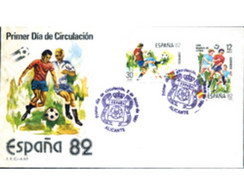 Ref. 282223 * MNH * - SPAIN. 1981. FOOTBALL WORLD CUP. SPAIN-82 . COPA DEL MUNDO DE FUTBOL. ESPAÑA-82 - 1981-90 Covers