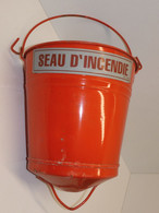 *ANCIEN SEAU DE POMPIER SEAU à INCENDIE METAL PEINT ROUGE DECO VINTAGE  E - Pompiers