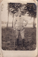 Carte Photo D'un Militaire  à VILLEBLEVIN  1916 - Villeblevin